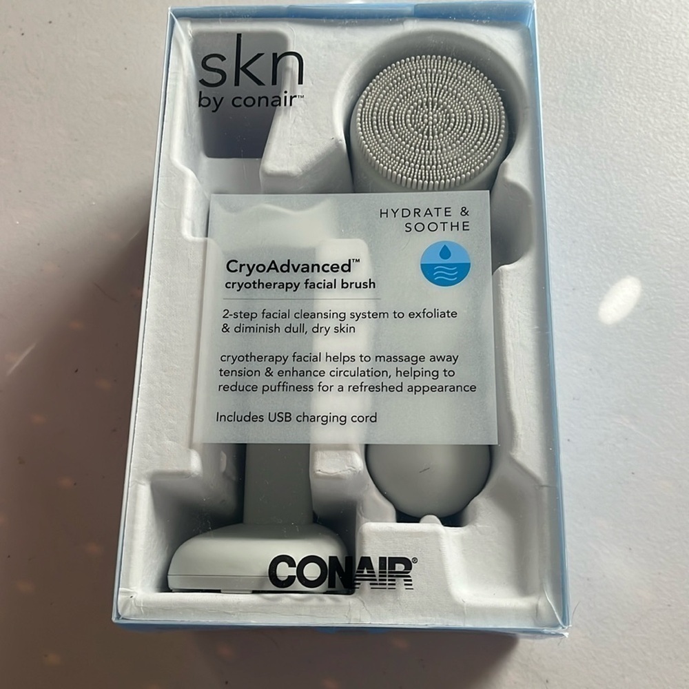 Skn by conair - CryoAdvanced cryotherapy facial brush. NWT.  Beauty. Skincare